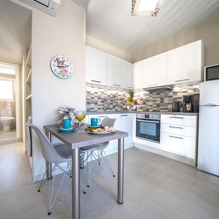Alma City Center Apartment'S Heraklion  Bagian luar foto