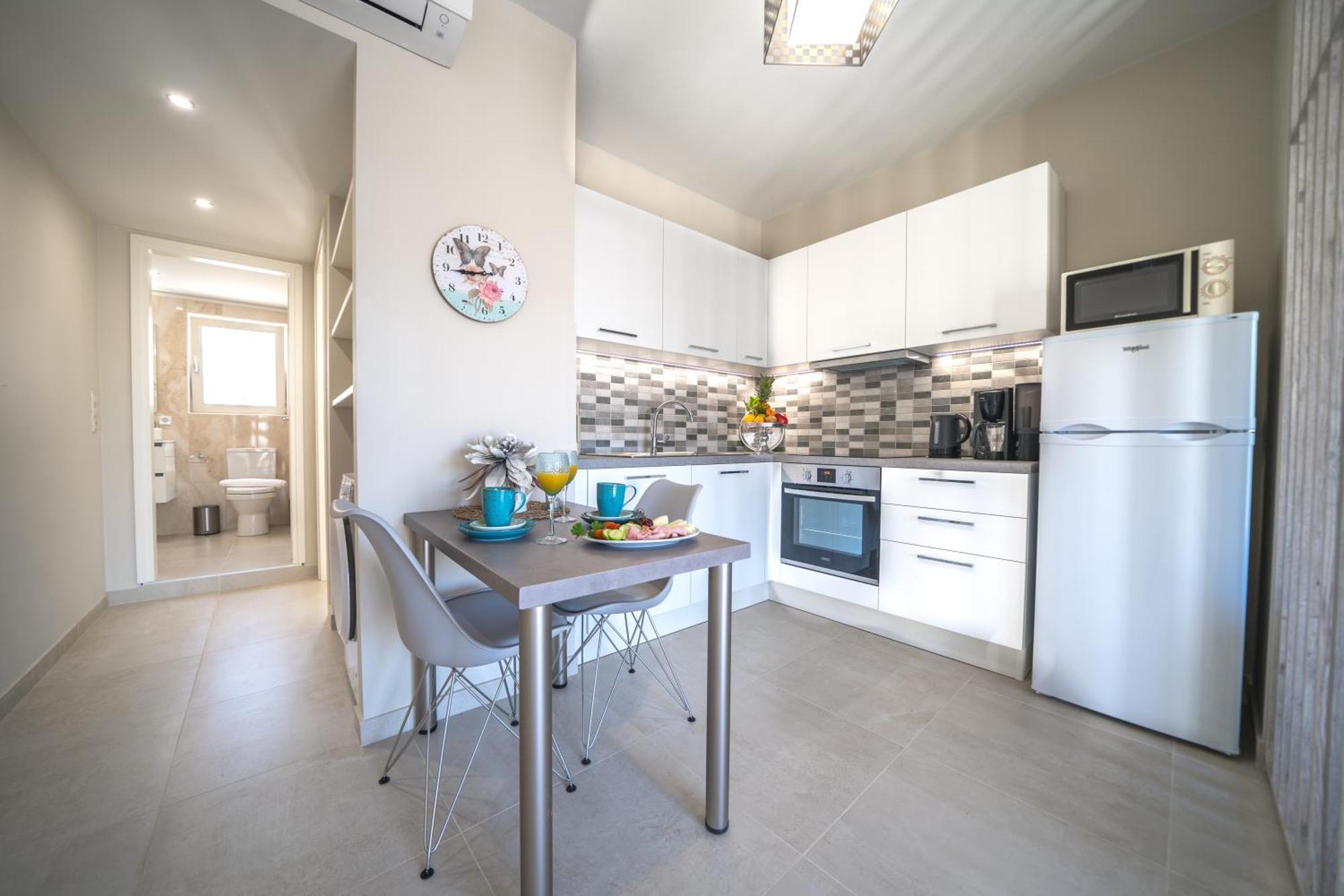 Alma City Center Apartment'S Heraklion  Bagian luar foto