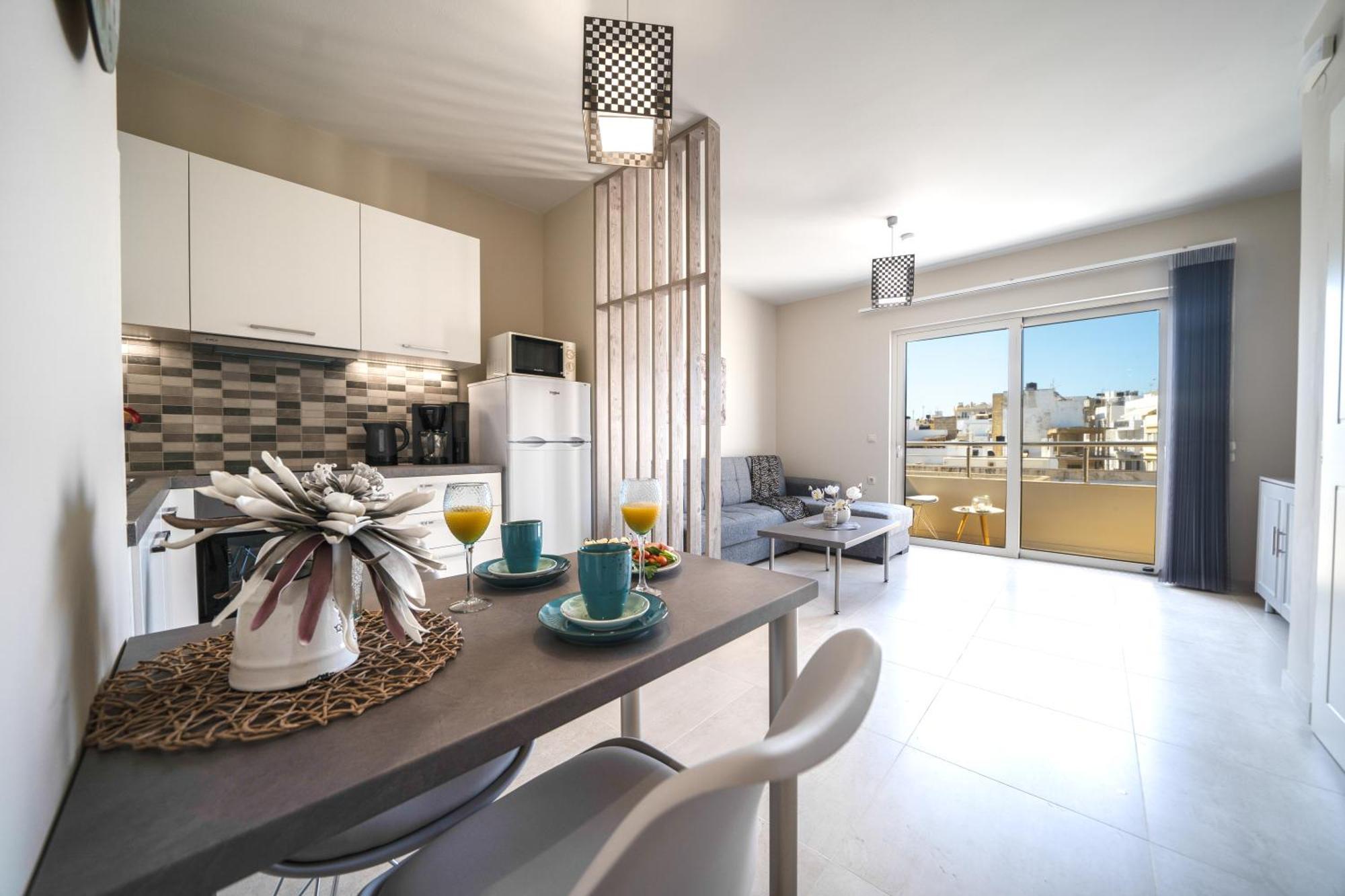 Alma City Center Apartment'S Heraklion  Bagian luar foto